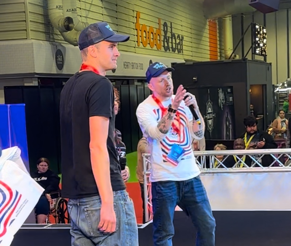 Richard Crosby speaking at The Vaper Expo 2024